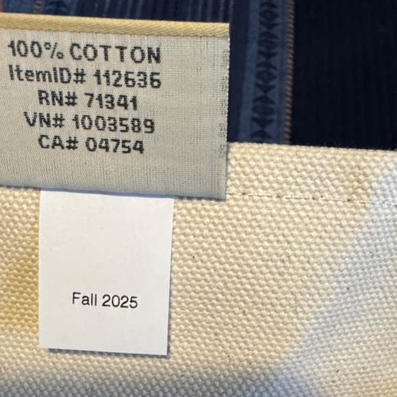 L.L. Bean Canvas Boat And Tote with Green Trim - Picture 5 of 12